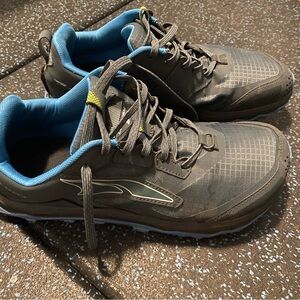 Altra Men's Grey and Blue Athletic Shoes